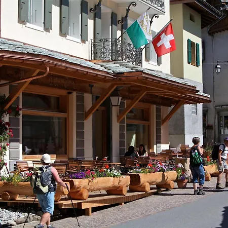 Inn Du Cerf
